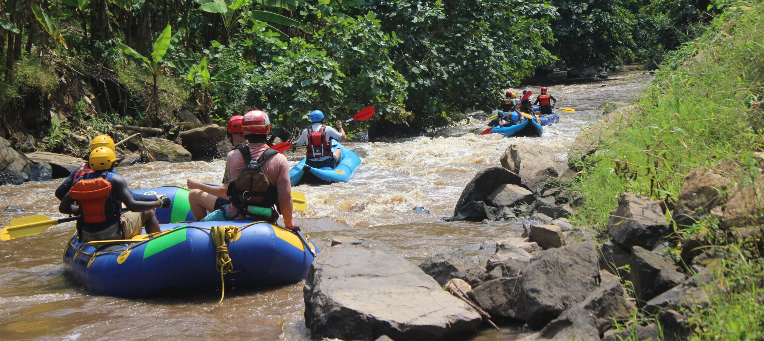 Rafting through breathtaking jungle rapids